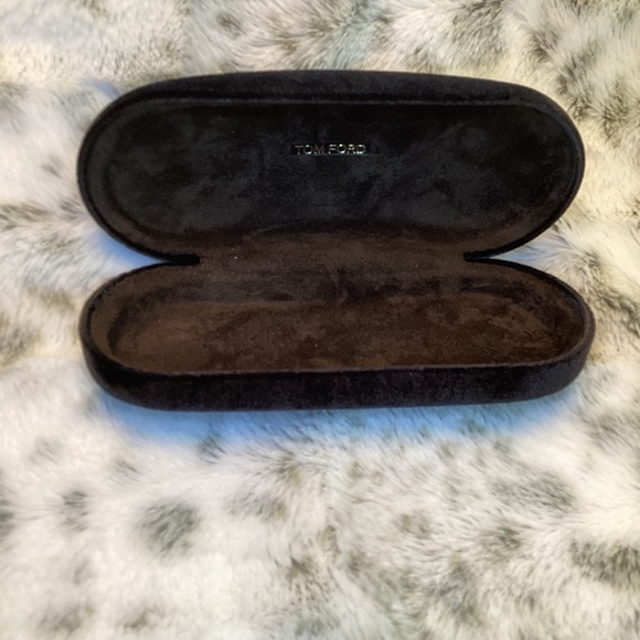 TOM FORD Glasses Case - Picture 5 of 5